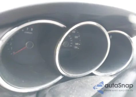 2011 Kia Sorento Lx z USA, uszkodzony, nr VIN 5XYKTCA13BG010527